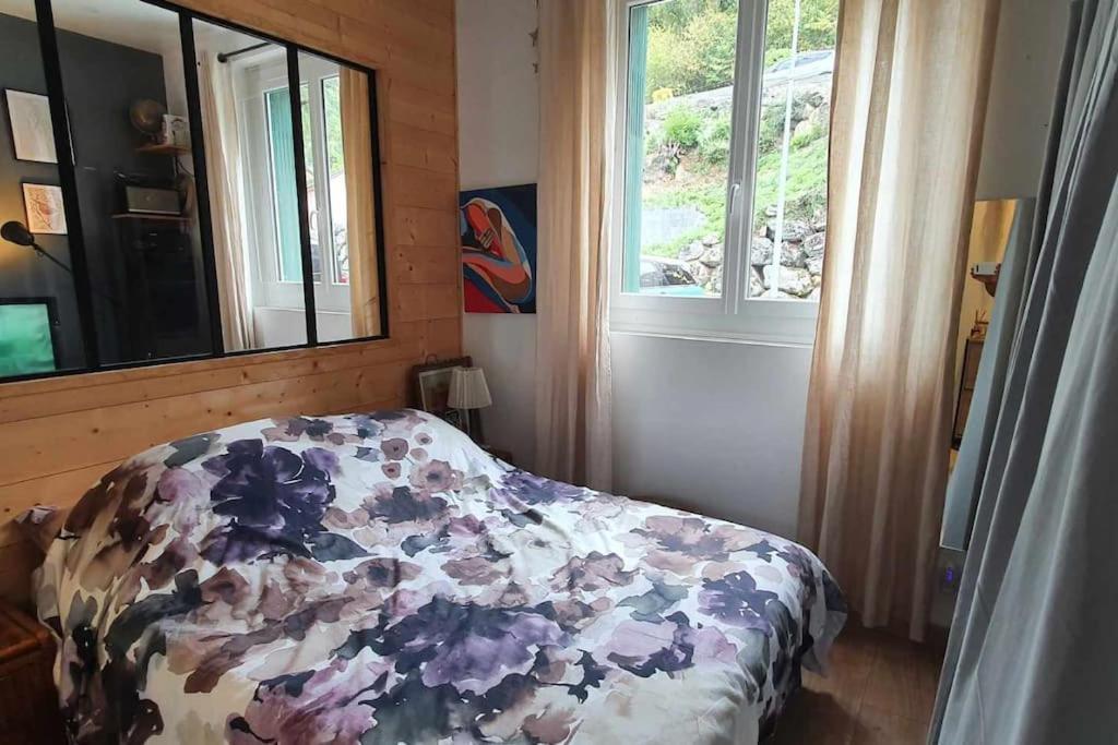 Saint-Savin  Appart Renove Au Calme Belle Vue מראה חיצוני תמונה